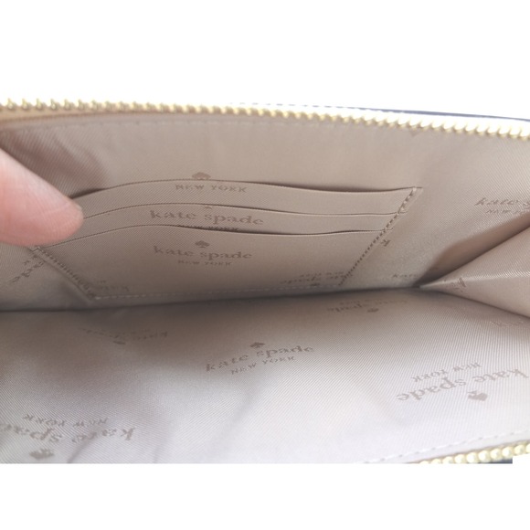 Kate Spade Pebble Leather Wristlet Clutch Beige Cream Strap New With Tag